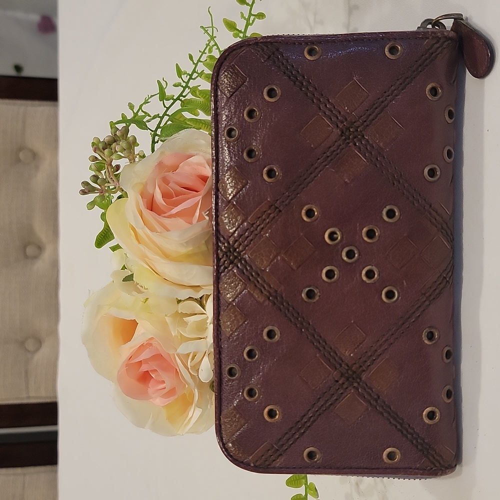 Bottega Veneta Plum Leather Eyelet Zip Wallet